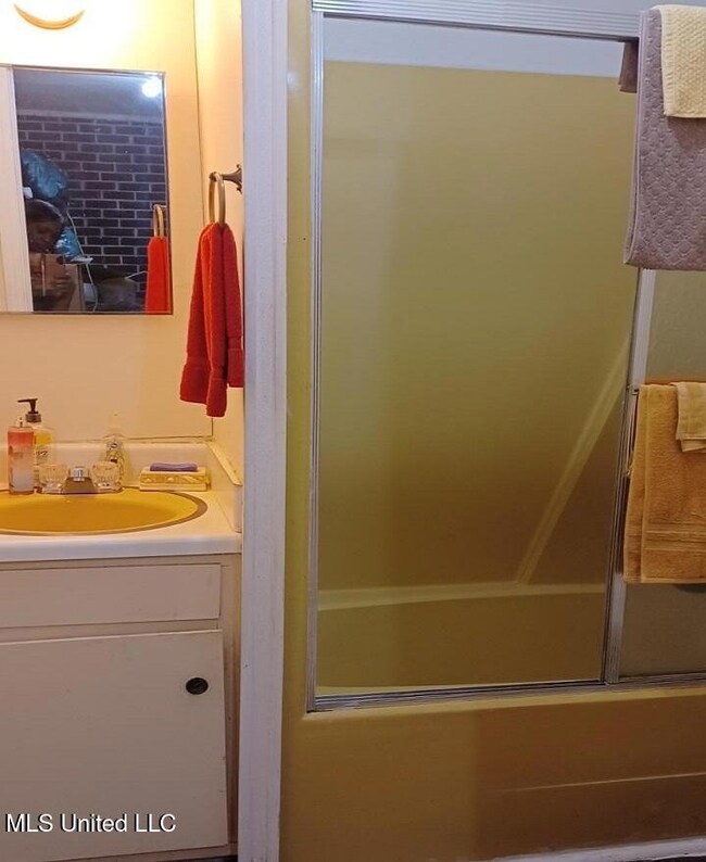 72 T J Verdell St, Macon, MS 39341 - photo 6