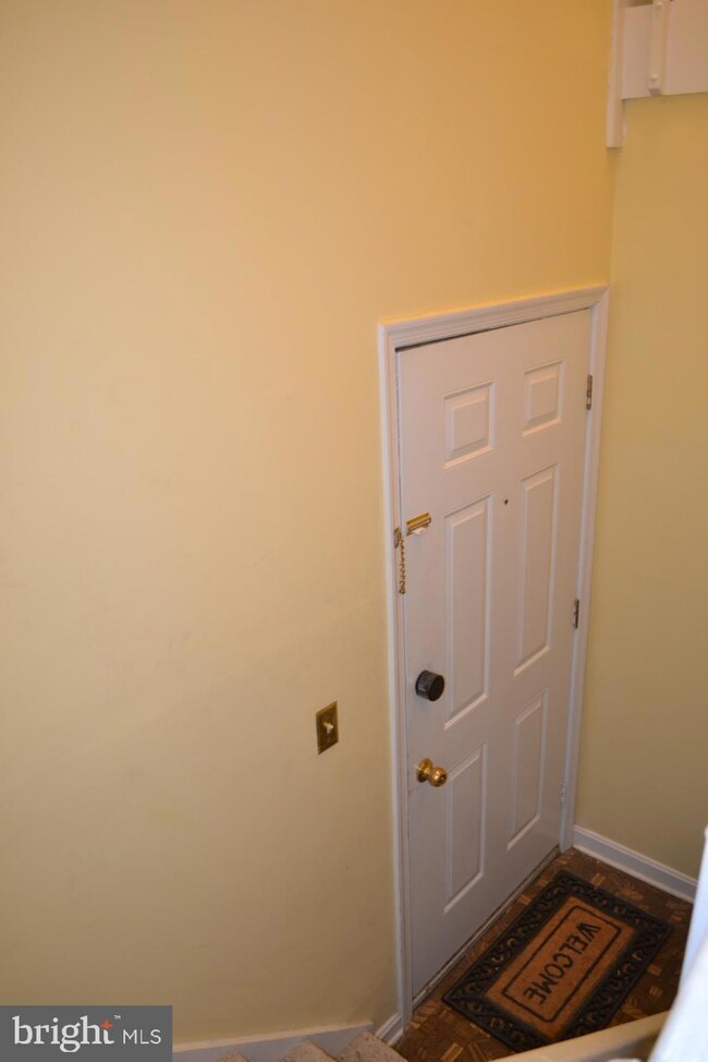 12183 Cardamom Dr unit 12183, Woodbridge, VA 22192 - photo 5