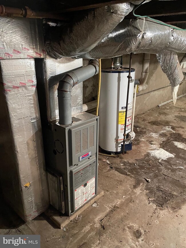 1330 Kenny St, Reading, PA 19602 - photo 6