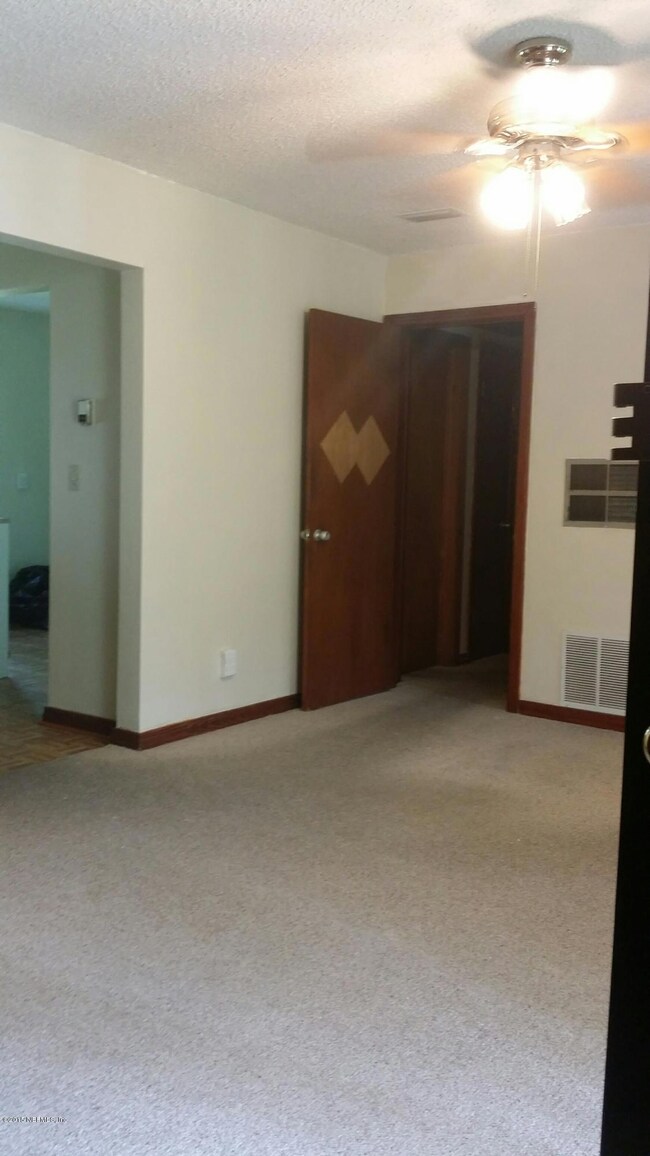 5204 Dugdale Rd, Jacksonville, FL 32210 - photo 5