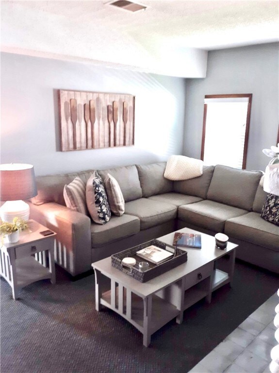 228 Blackstone Dr, Erie, PA 16505 - photo 2