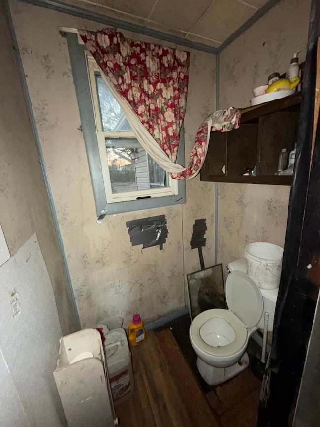 181 N Old Madisonville St, Crofton, KY 42217 - photo 6