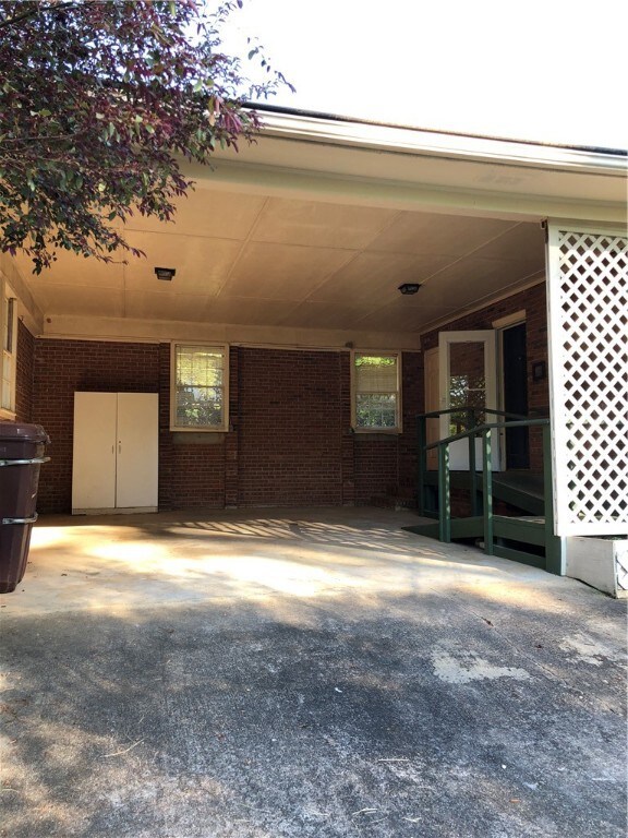 Carport is Handicap Accessible