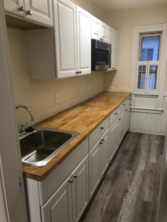 3 Carlstad St unit 2, Worcester, MA 01607 - photo 5