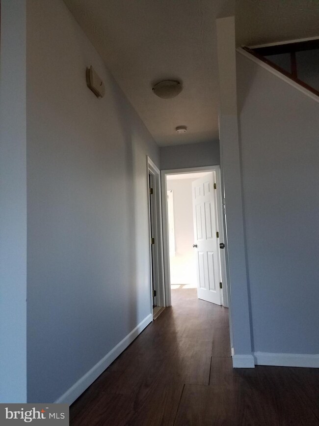 3211 Rosalie Rd, Halethorpe, MD 21227 - photo 5