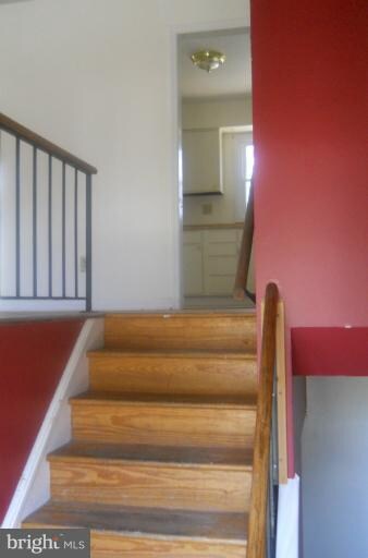 21510 Lynn Dr, Lexington Park, MD 20653 - photo 2