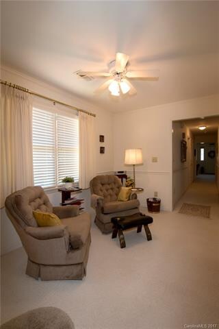 626 Stockton St, Statesville, NC 28677 - photo 4