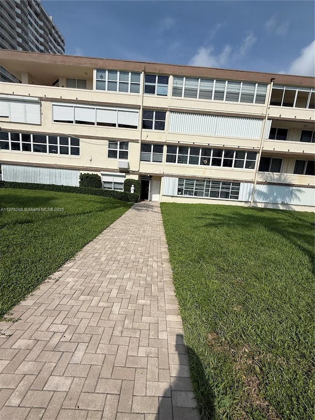 Taromina Apartments unit 4C, Hallandale Beach, FL 33009 - photo 2