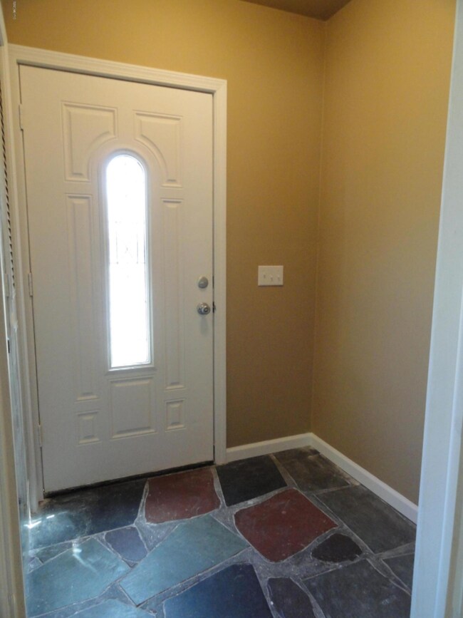 224 N Hudson St SE, Lowell, MI 49331 - photo 5