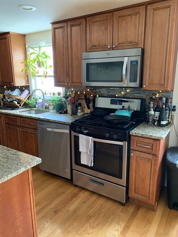 4 Lemon Street Ct unit 2, Salem, MA 01970 - photo 3