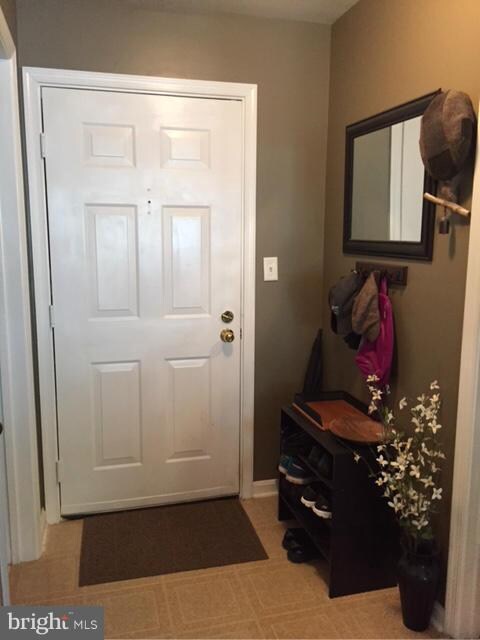 5223 Wagon Shed Cir unit 5523, Owings Mills, MD 21117 - photo 3