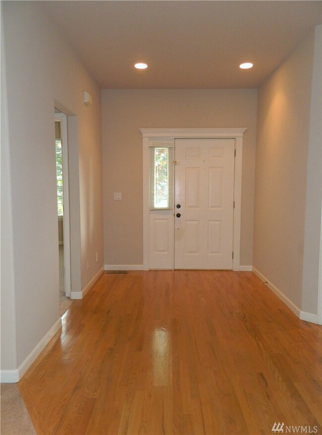 7061 SW Dunraven Ln, Port Orchard, WA 98367 - photo 6