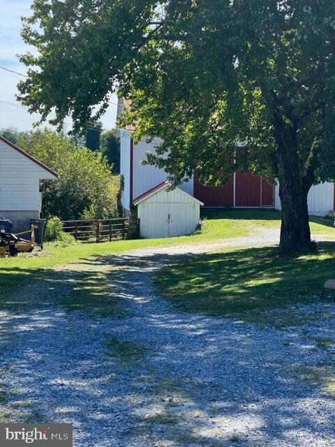 1301 Streaker Rd, Sykesville, MD 21784 - photo 2