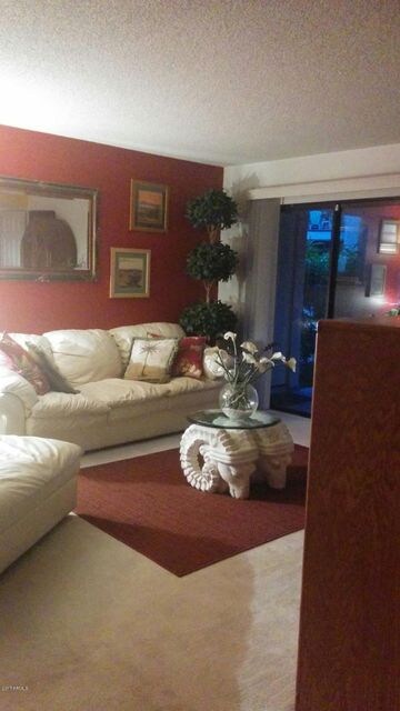 9345 North 92nd Living Room