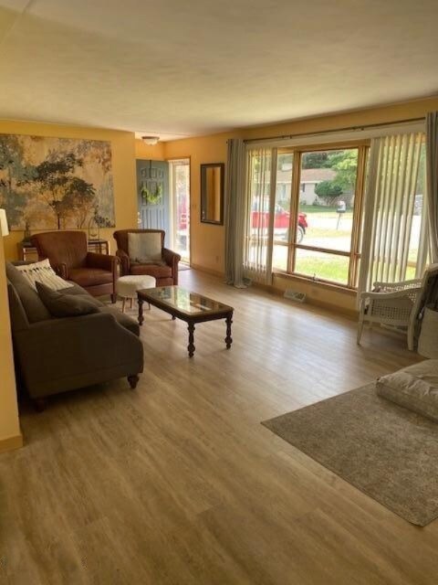 Living room 2