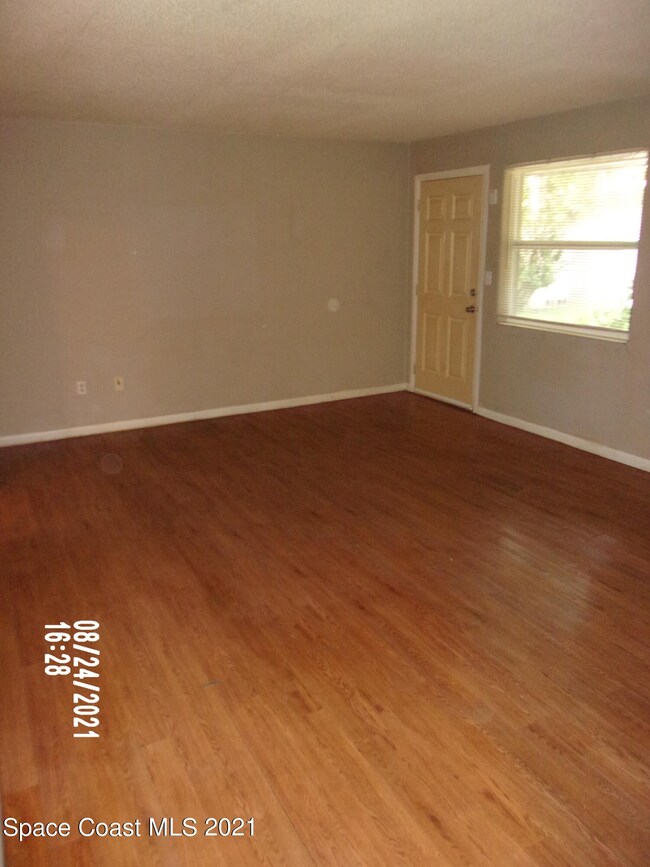 115 S Grannis Ave, Titusville, FL 32796 - photo 7