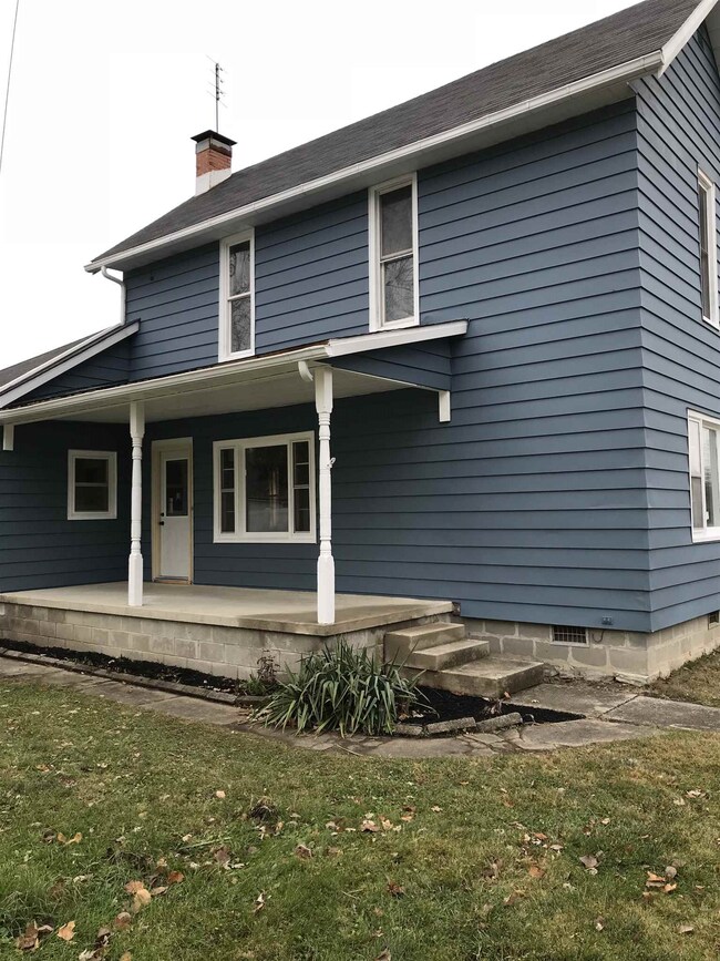 1430 Byron St, Huntington, IN 46750 - photo 2