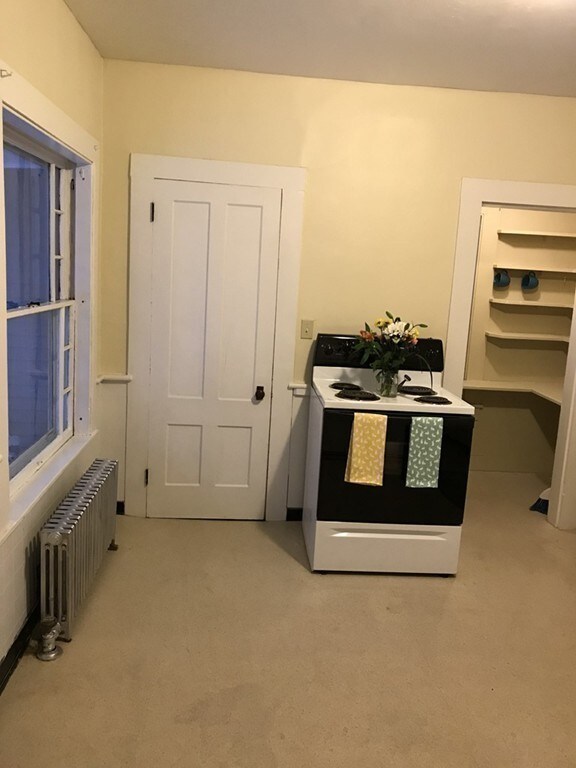 12 Laurel St, Greenfield, MA 01301 - photo 7