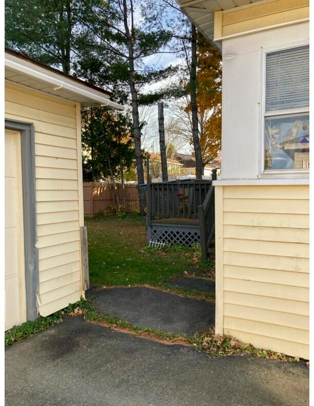 Driveway to Backyard