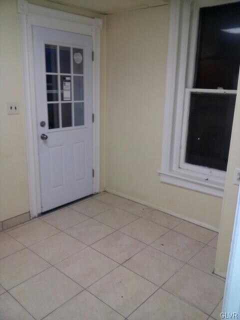 1619 W Chew St, Allentown, PA 18102 - photo 7