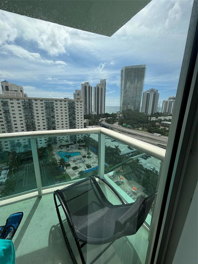 Oceanview Building B unit 1610, Sunny Isles Beach, FL 33160 - photo 4