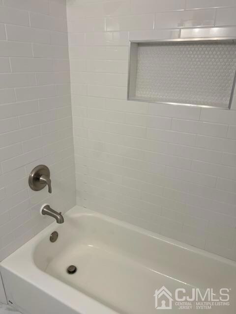 611 New York Ave unit 1st f, Lyndhurst, NJ 07071 - photo 4