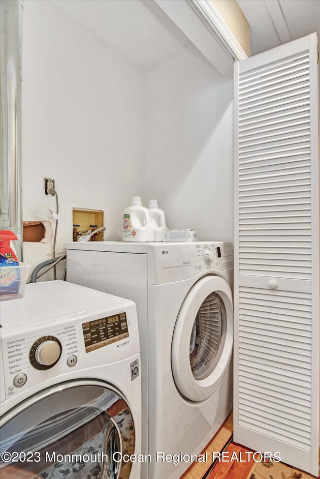 25-Laundry Area