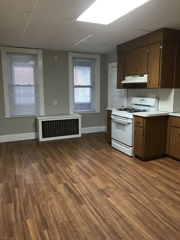 645 Bennington St unit 1, Boston, MA 02128 - photo 5