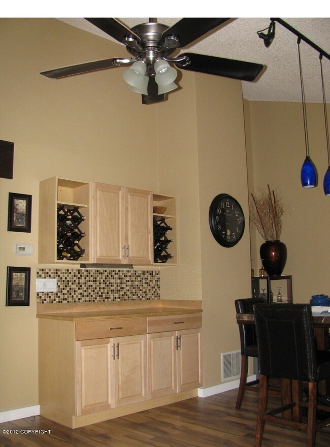 Wine/Buffet Bar