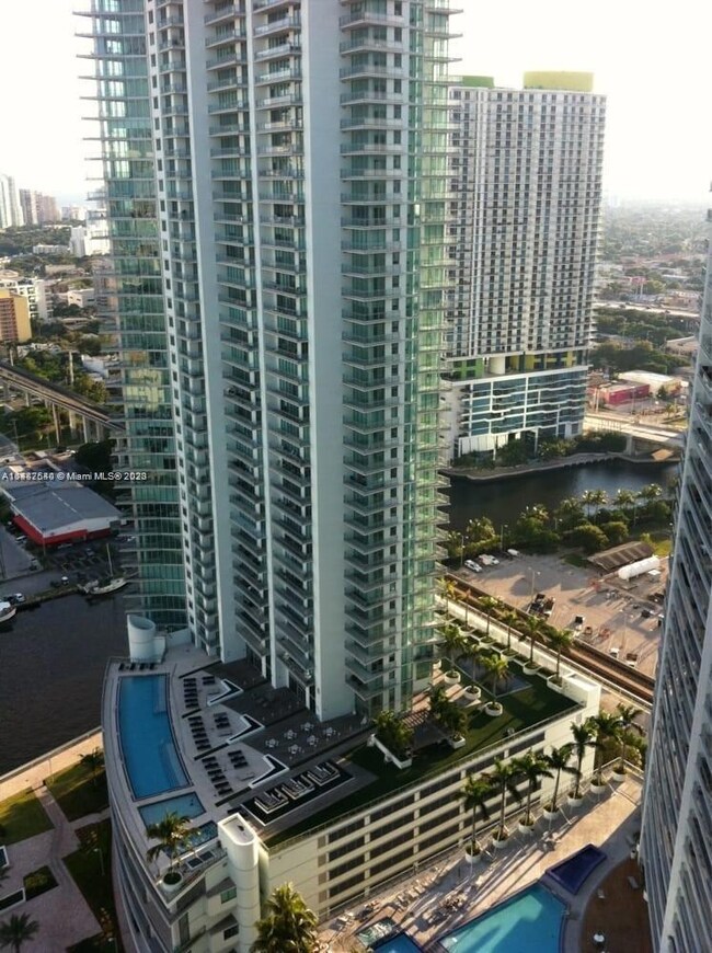 Mint at Riverfront unit 1708, Miami, FL 33130 - photo 7