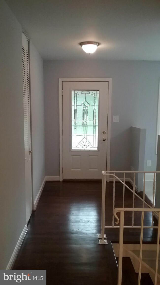 7455 Donset Ct, Manassas, VA 20109 - photo 4