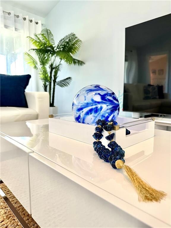 9828 Luna Cir unit 203, Naples, FL 34109 - photo 3