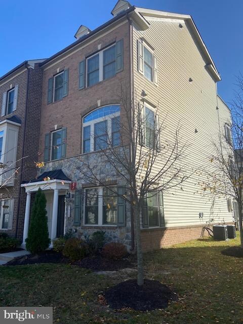 7515 Thicket Run, Hanover, MD 21076 - photo 2