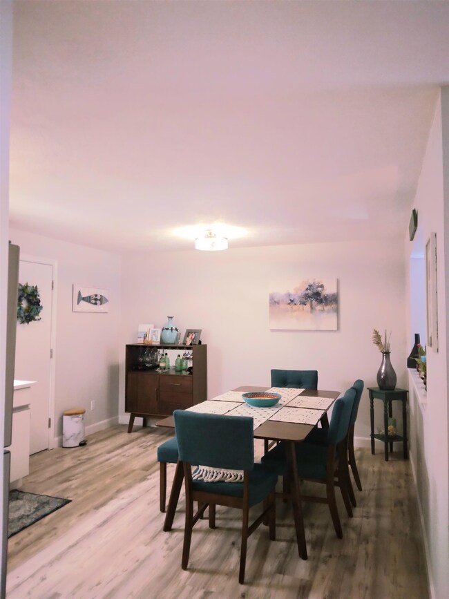 12 Strawberry Bank Rd unit 15, Nashua, NH 03062 - photo 6