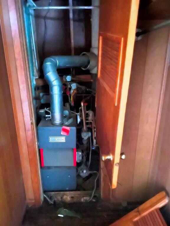 4270 NE 10th St, Des Moines, IA 50313 - photo 7