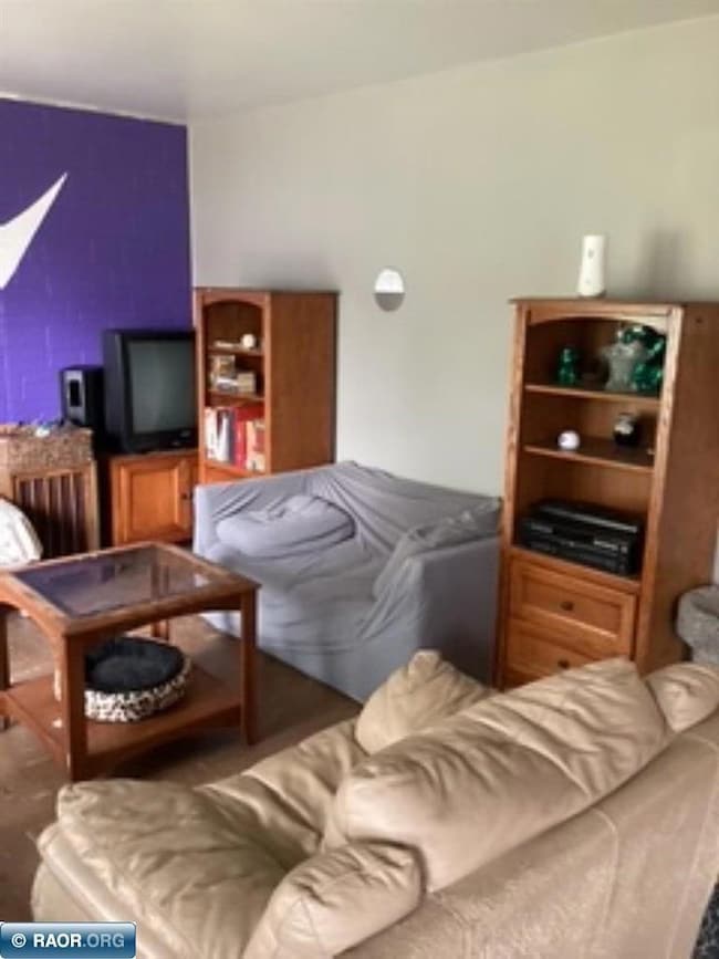 320 Andover Rd, Hoyt Lakes, MN 55750 - photo 3