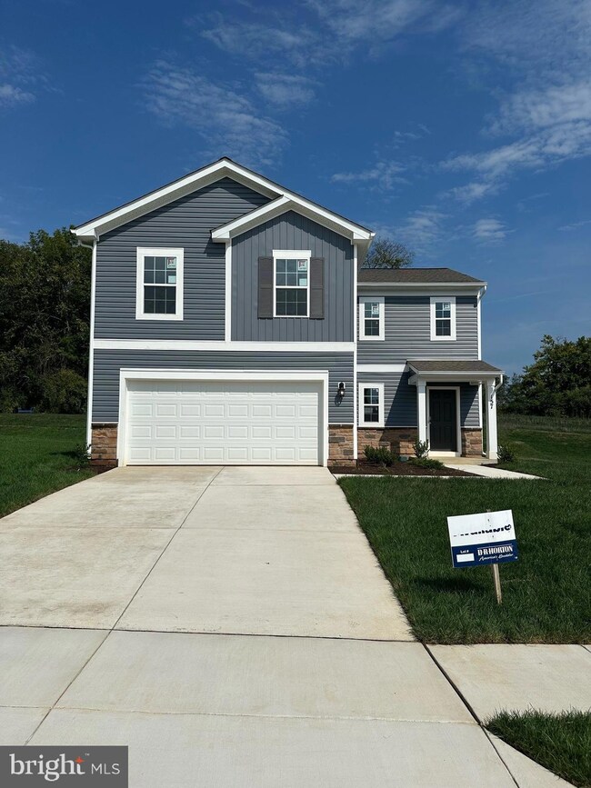 157 Lyon Ridge Rd, Shepherdstown, WV 25443 - photo 2