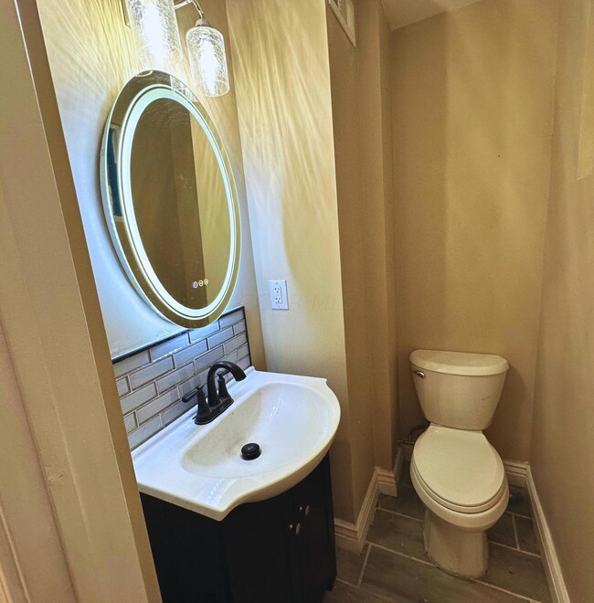 805 Berkeley Rd, Columbus, OH 43205 - photo 5