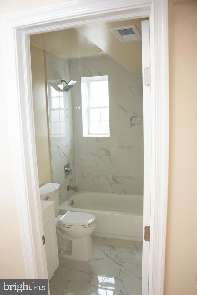 921 52nd St NE, Washington, DC 20019 - photo 4