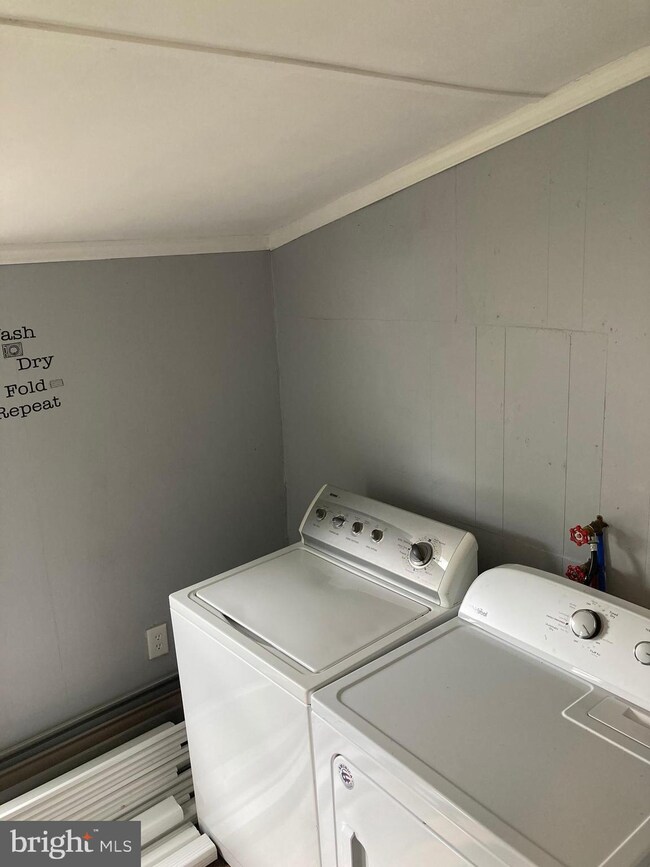 423 Kennedy Ave, Monroe, NJ 08094 - photo 5