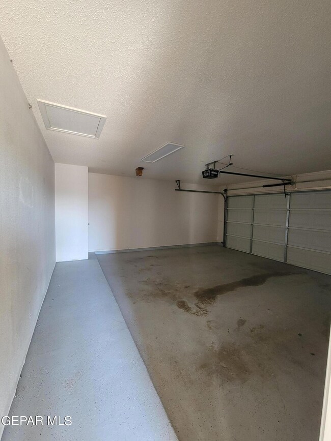 14044 Peter Noyes Dr, El Paso, TX 79928 - photo 6