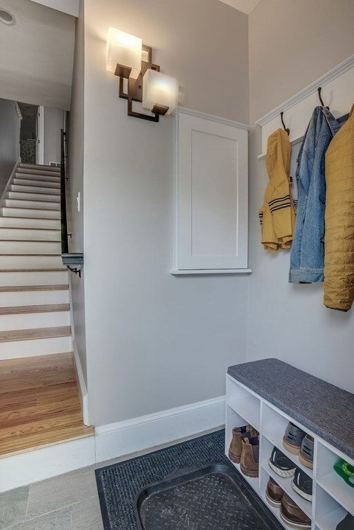 112 Margin St unit 2, Salem, MA 01970 - photo 2