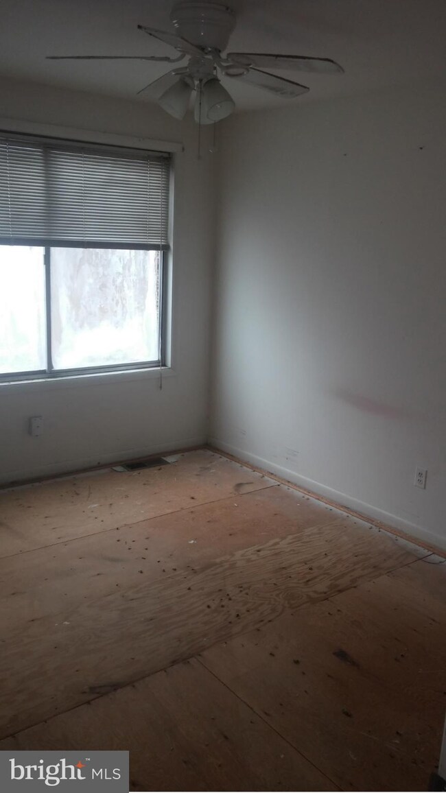 107 Eastford Ct, Parkville, MD 21234 - photo 7