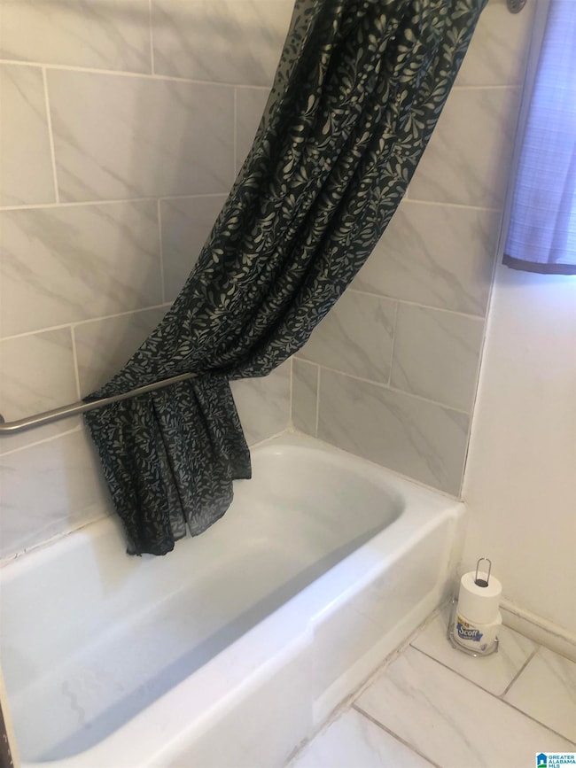 3411 35th Ct, Tuscaloosa, AL 35401 - photo 6