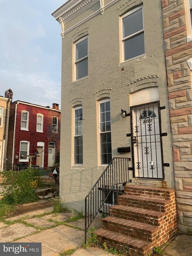 2101 Ridgehill Ave, Baltimore, MD 21217 - photo 2