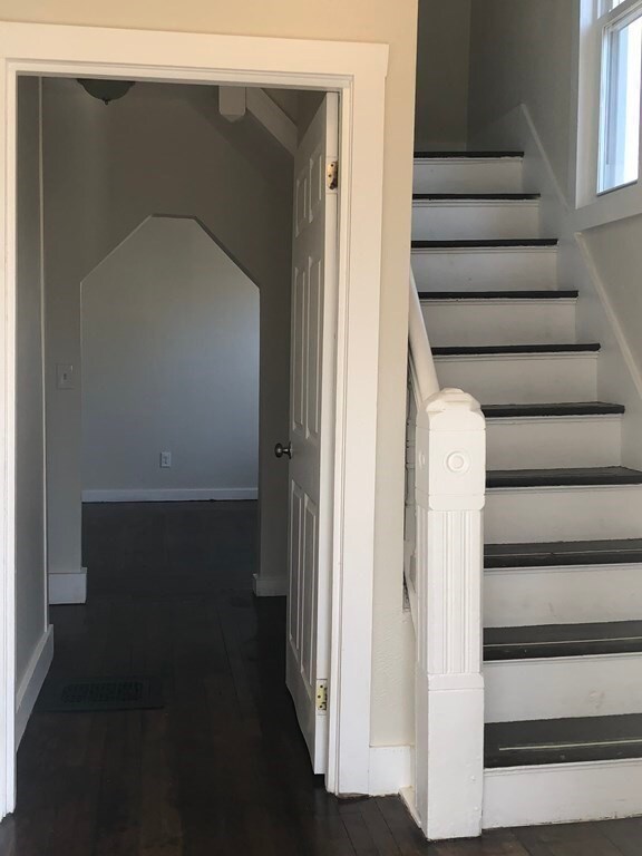 182 Lebanon St, Springfield, MA 01109 - photo 6