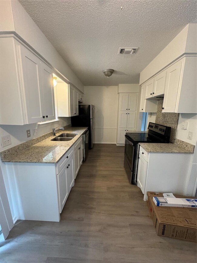 536 Billie Ruth Ln unit 538, Hurst, TX 76053 - photo 4