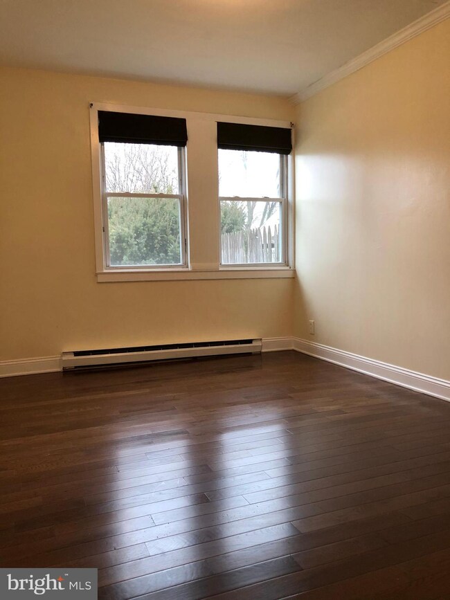 403 Denver Ct, Wallingford, PA 19086 - photo 4