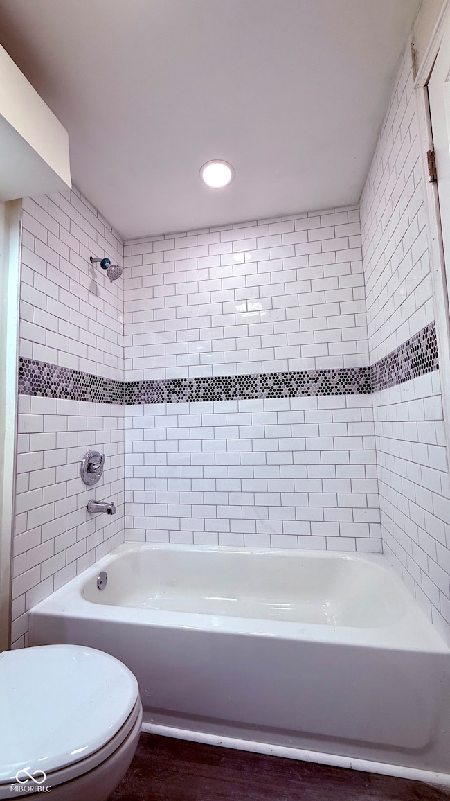 4381 Dunsany Ct, Indianapolis, IN 46254 - photo 3