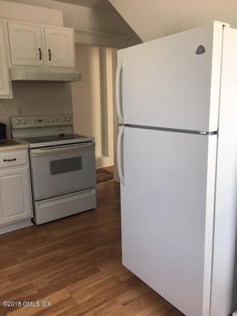 15 Valley Rd unit 2nd Floor, Cos Cob, CT 06807 - photo 6